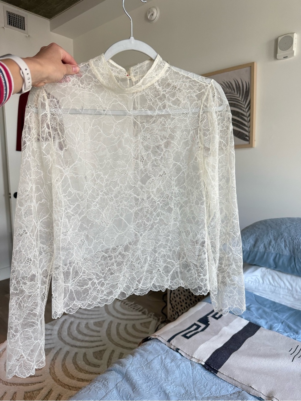 Frame Denim Delicate Floral Lace High-Neck Blouse in Cream